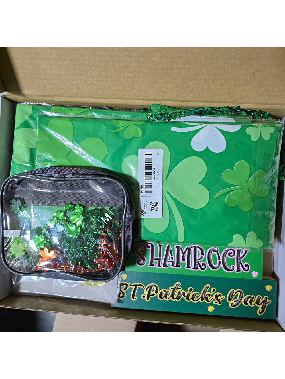 Everglit St. Patrick's Day Shamrock Party Decoration Set - Green